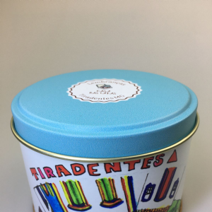 Lata Tiradentes Vermelha 9,9 x 7,7 cm - Tiradentes